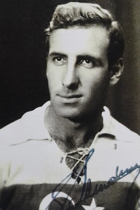 Özcan Esinduy